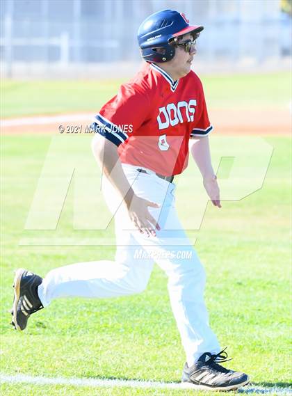 Thumbnail 3 in Cortez vs. Coronado photogallery.
