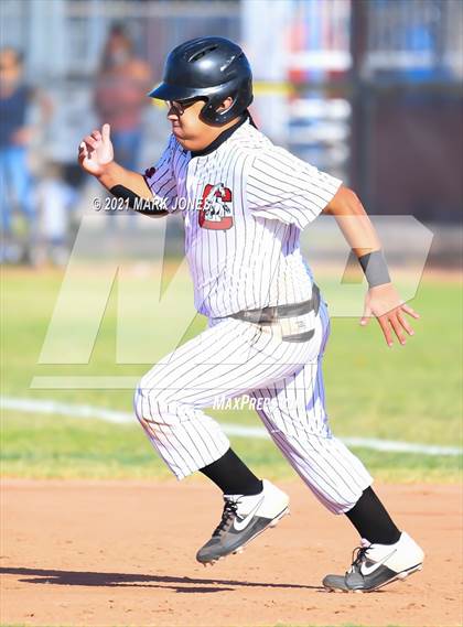 Thumbnail 3 in Cortez vs. Coronado photogallery.