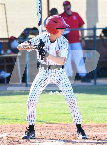 Thumbnail 1 in Cortez vs. Coronado photogallery.