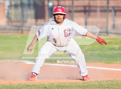 Thumbnail 2 in Cortez vs. Coronado photogallery.