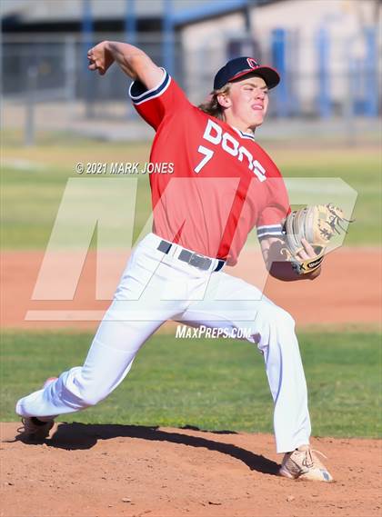 Thumbnail 2 in Cortez vs. Coronado photogallery.