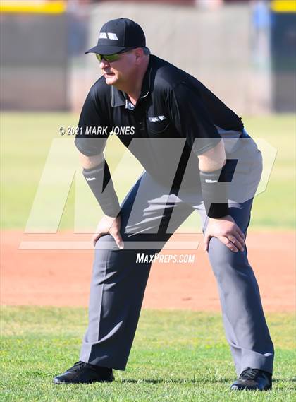 Thumbnail 2 in Cortez vs. Coronado photogallery.