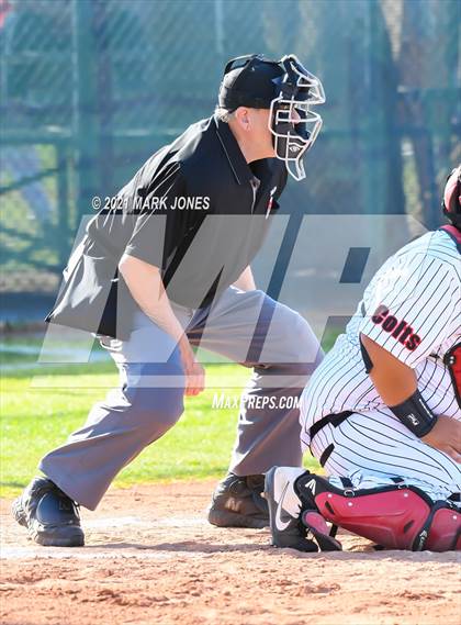 Thumbnail 3 in Cortez vs. Coronado photogallery.