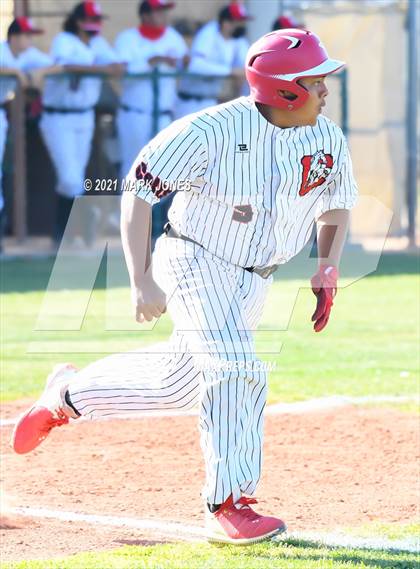 Thumbnail 2 in Cortez vs. Coronado photogallery.