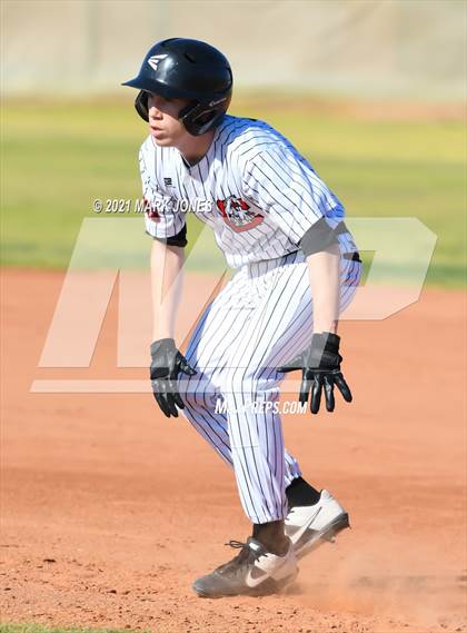 Thumbnail 1 in Cortez vs. Coronado photogallery.