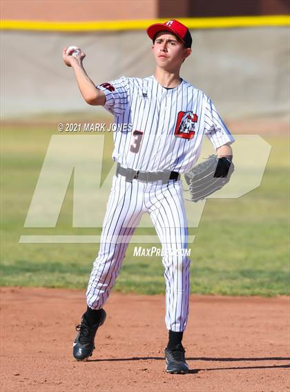 Thumbnail 2 in Cortez vs. Coronado photogallery.
