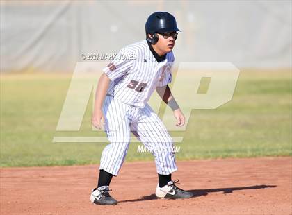 Thumbnail 1 in Cortez vs. Coronado photogallery.