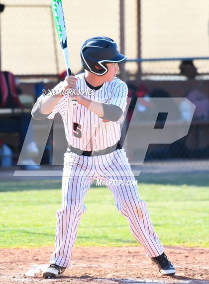 Thumbnail 3 in Cortez vs. Coronado photogallery.