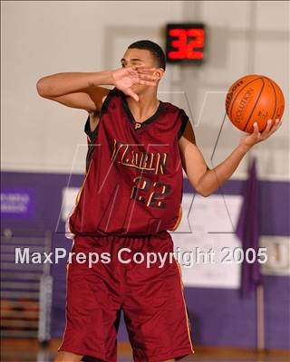 Thumbnail 2 in Florin vs. Christian Brothers (St. Hope Classic) photogallery.