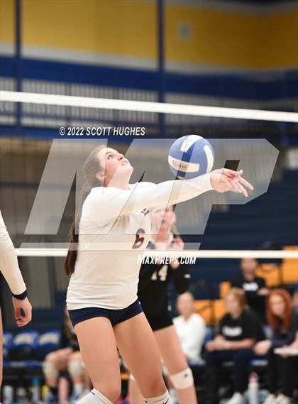 Thumbnail 3 in Cookeville @ Wilson Central photogallery.
