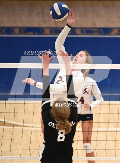 Thumbnail 3 in Cookeville @ Wilson Central photogallery.