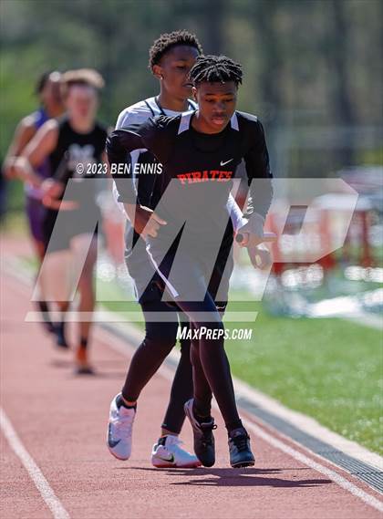 Thumbnail 1 in James Rollerson Memorial Relays (Relays) photogallery.