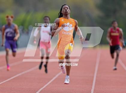 Thumbnail 2 in James Rollerson Memorial Relays (Relays) photogallery.