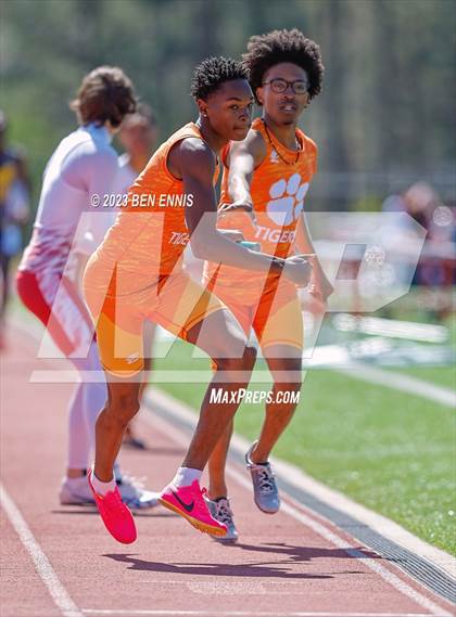 Thumbnail 2 in James Rollerson Memorial Relays (Relays) photogallery.