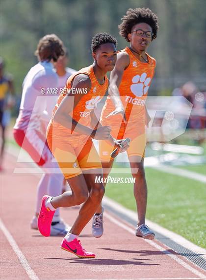 Thumbnail 1 in James Rollerson Memorial Relays (Relays) photogallery.