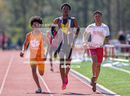 Thumbnail 1 in James Rollerson Memorial Relays (Relays) photogallery.