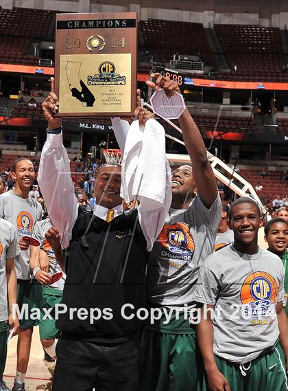 Thumbnail 3 in Long Beach Poly vs. Mission Viejo (CIF SS 1AA Final) photogallery.