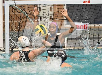 Thumbnail 3 in Foster vs Brazoswood (UIL 6A State Final) photogallery.