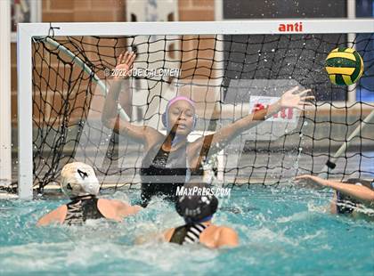 Thumbnail 1 in Foster vs Brazoswood (UIL 6A State Final) photogallery.