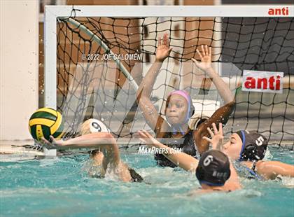 Thumbnail 2 in Foster vs Brazoswood (UIL 6A State Final) photogallery.