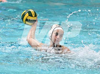 Thumbnail 2 in Foster vs Brazoswood (UIL 6A State Final) photogallery.
