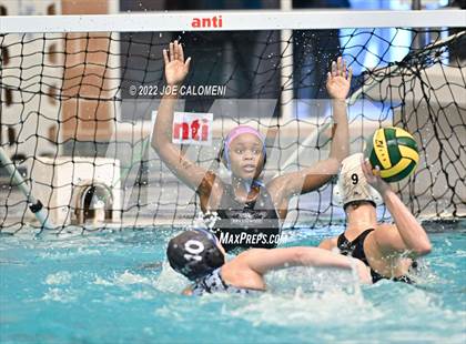 Thumbnail 1 in Foster vs Brazoswood (UIL 6A State Final) photogallery.