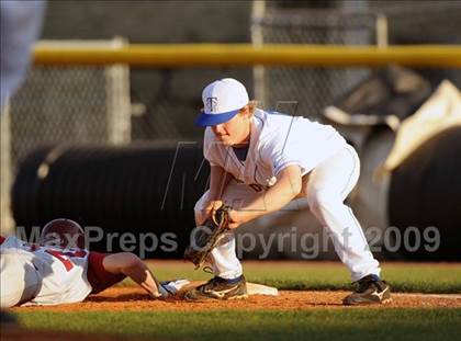 Thumbnail 2 in Tuscaloosa County vs. Huntsville photogallery.