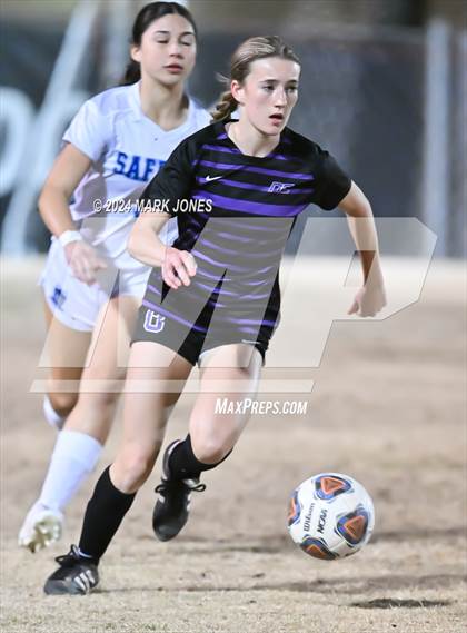 Thumbnail 2 in Safford @ Northwest Christian (AIA 3A Semifinal) photogallery.