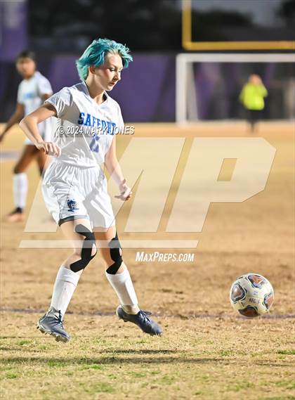 Thumbnail 2 in Safford @ Northwest Christian (AIA 3A Semifinal) photogallery.
