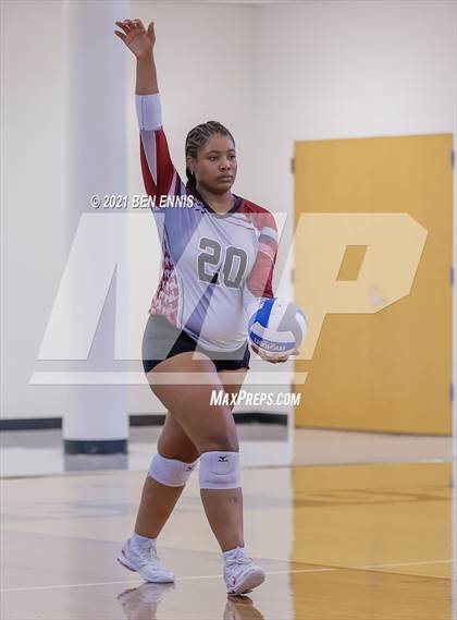 Thumbnail 2 in Midtown vs Veterans (Southside Classic) photogallery.