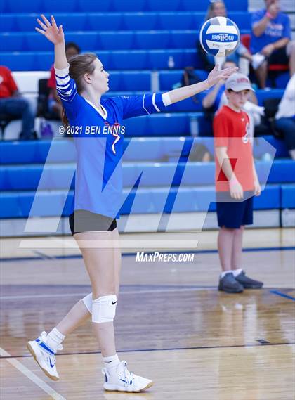 Thumbnail 3 in Midtown vs Veterans (Southside Classic) photogallery.