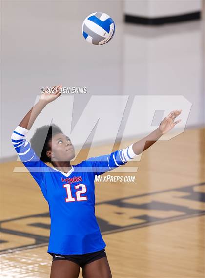 Thumbnail 2 in Midtown vs Veterans (Southside Classic) photogallery.