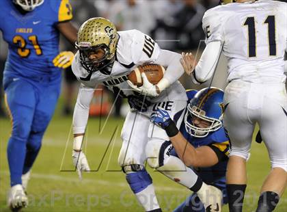 Thumbnail 2 in Central Catholic vs. Bakersfield Christian (CIF State D4 Final) photogallery.