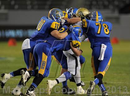 Thumbnail 1 in Central Catholic vs. Bakersfield Christian (CIF State D4 Final) photogallery.