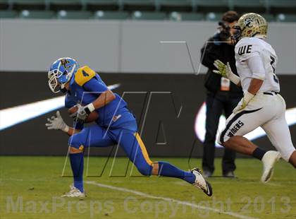 Thumbnail 2 in Central Catholic vs. Bakersfield Christian (CIF State D4 Final) photogallery.