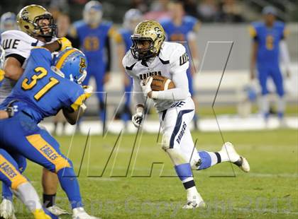 Thumbnail 2 in Central Catholic vs. Bakersfield Christian (CIF State D4 Final) photogallery.