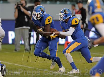 Thumbnail 3 in Central Catholic vs. Bakersfield Christian (CIF State D4 Final) photogallery.