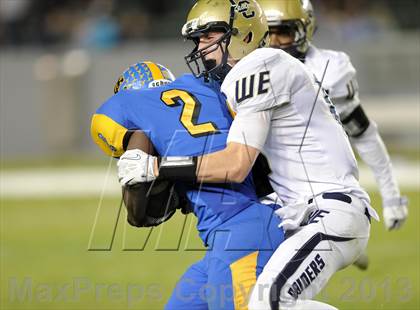 Thumbnail 3 in Central Catholic vs. Bakersfield Christian (CIF State D4 Final) photogallery.