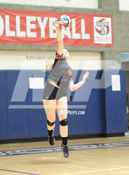 Thumbnail 1 in Dana Hills vs. Mission Viejo (OC Varsity Classic) photogallery.