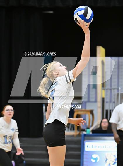 Thumbnail 3 in Mountainside @ Glendale Prep Academy photogallery.
