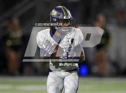 Thumbnail 3 in Servite vs St John Bosco photogallery.