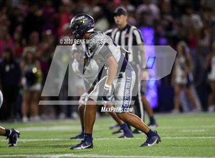 Thumbnail 2 in Servite vs St John Bosco photogallery.
