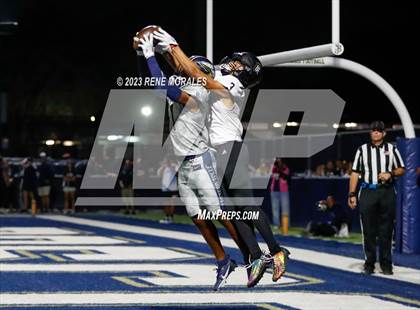 Thumbnail 2 in Servite vs St John Bosco photogallery.