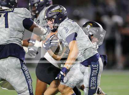 Thumbnail 2 in Servite vs St John Bosco photogallery.