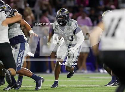 Thumbnail 3 in Servite vs St John Bosco photogallery.