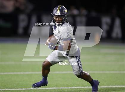 Thumbnail 3 in Servite vs St John Bosco photogallery.