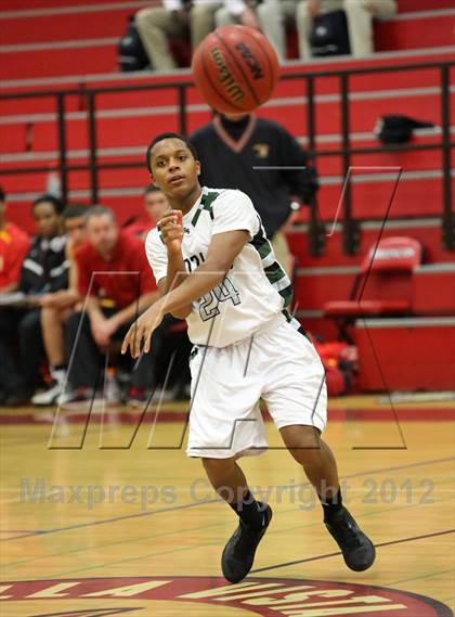 Thumbnail 3 in Granite Bay vs Chico (Bronco Roundup) photogallery.