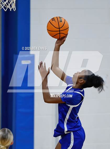 Thumbnail 2 in Central Fellowship Christian Academy vs. Southwest Georgia Academy (GIAA 2A Semifinal) photogallery.