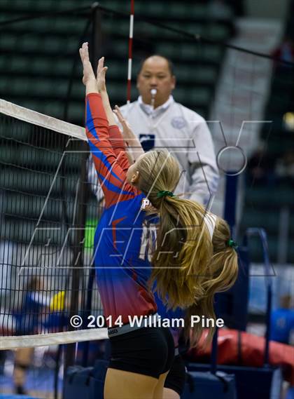 Thumbnail 1 in Eden vs. Broadalbin-Perth (NYSPHSAA Class C Final) photogallery.