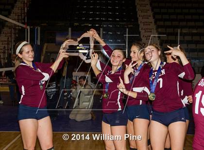 Thumbnail 2 in Eden vs. Broadalbin-Perth (NYSPHSAA Class C Final) photogallery.
